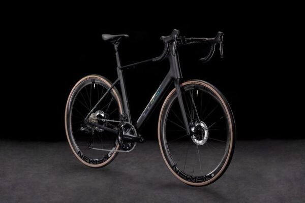 Cube Attain C:62 SLT carbon´n´rainbow – Bild 8